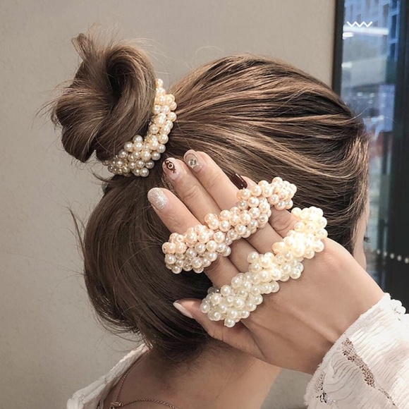 Accessories - Champagne Pearl Stranded Cluster Hair Tie Piece